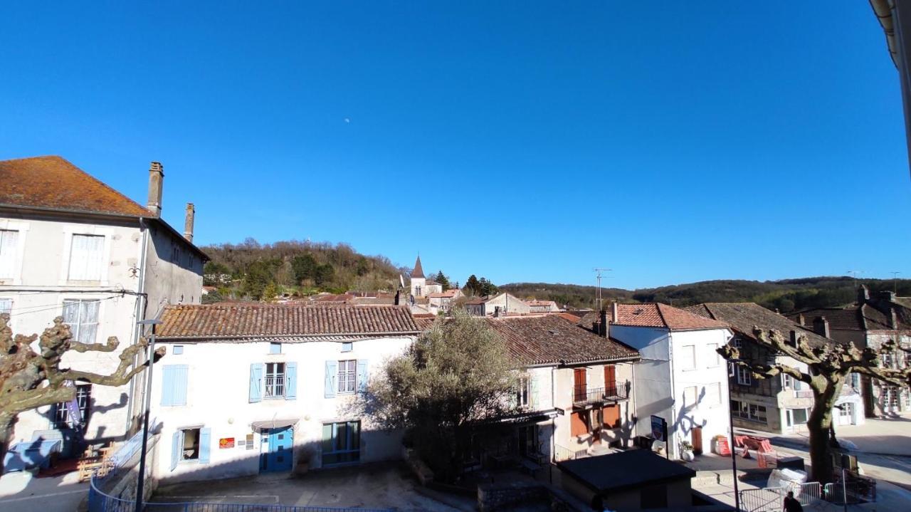 La Montcuquoise Apartamento Exterior foto